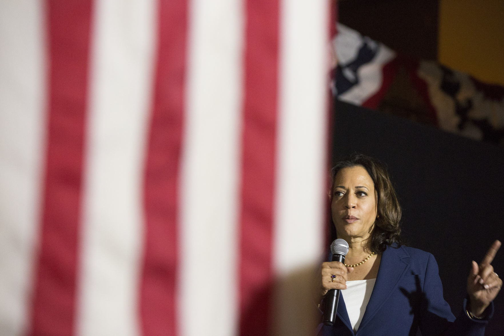 092019kw-kamala-harris-0